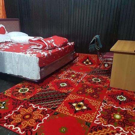 Mimi Guest House Syariah Pangkalanbuun Esterno foto