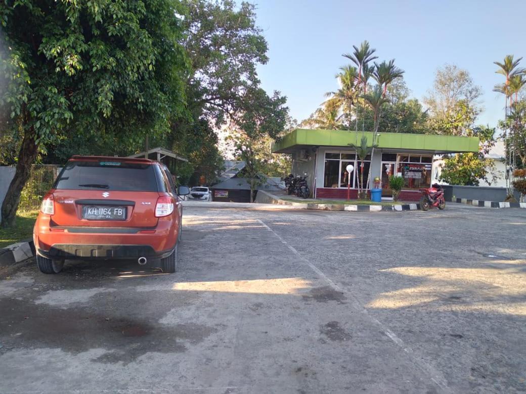 Mimi Guest House Syariah Pangkalanbuun Esterno foto