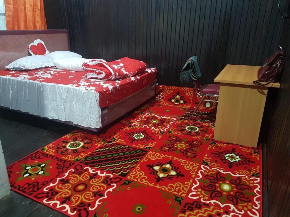 Mimi Guest House Syariah Pangkalanbuun Esterno foto